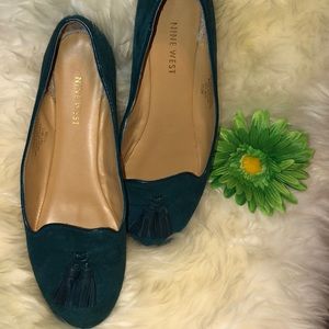🥿🌸NINE WEST green suede flats Sz. 7 1/2